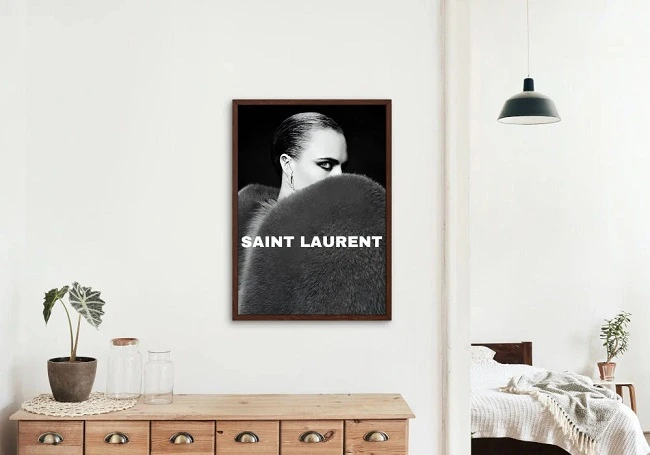 ویژگی‌های چاپ پوستر سیاه و سفید